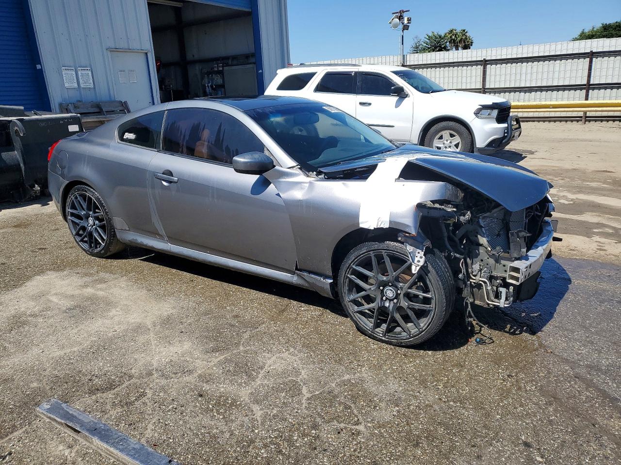 INFINITI G37 Coupe Journey