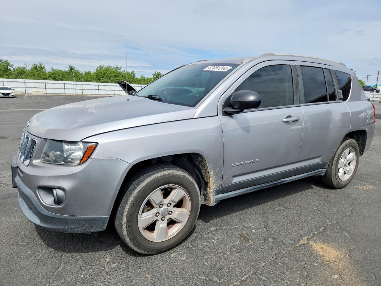 Salvage Jeep Compass Image