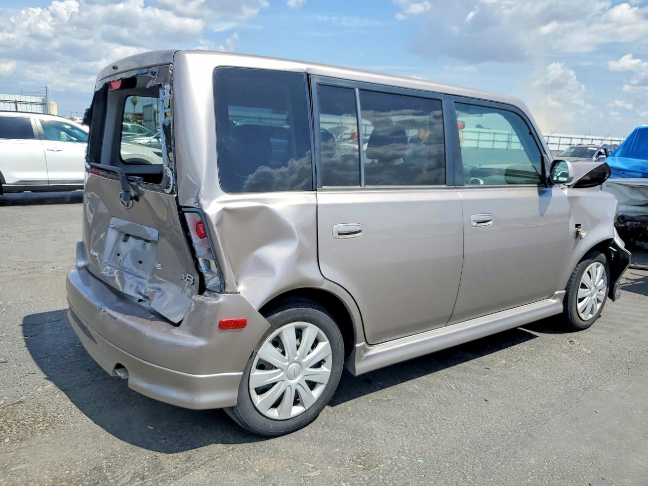 Toyota Scion Xb