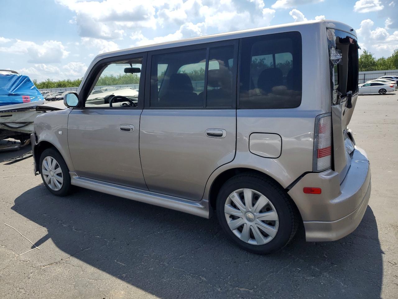 Toyota Scion Xb