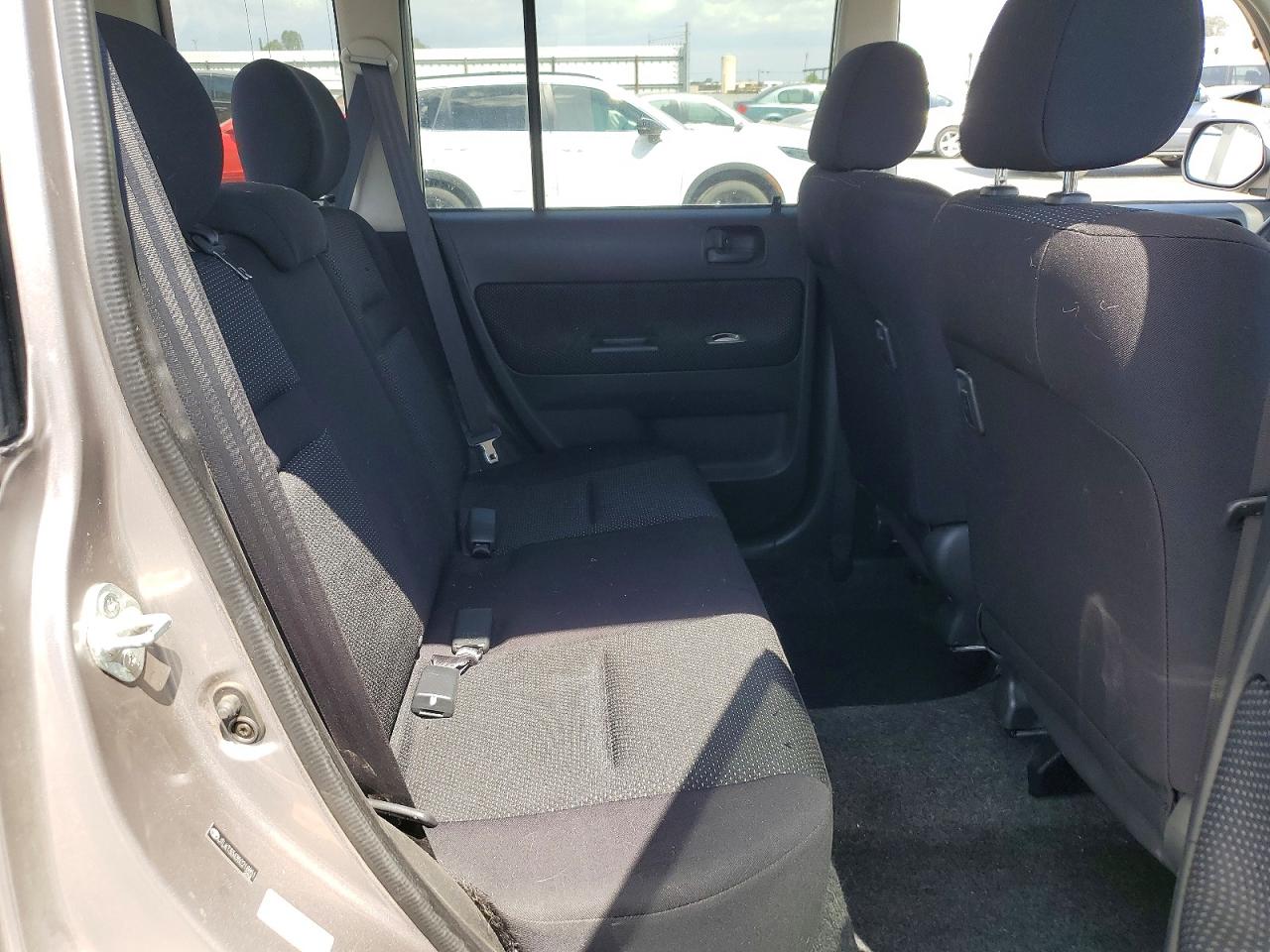 Toyota Scion Xb