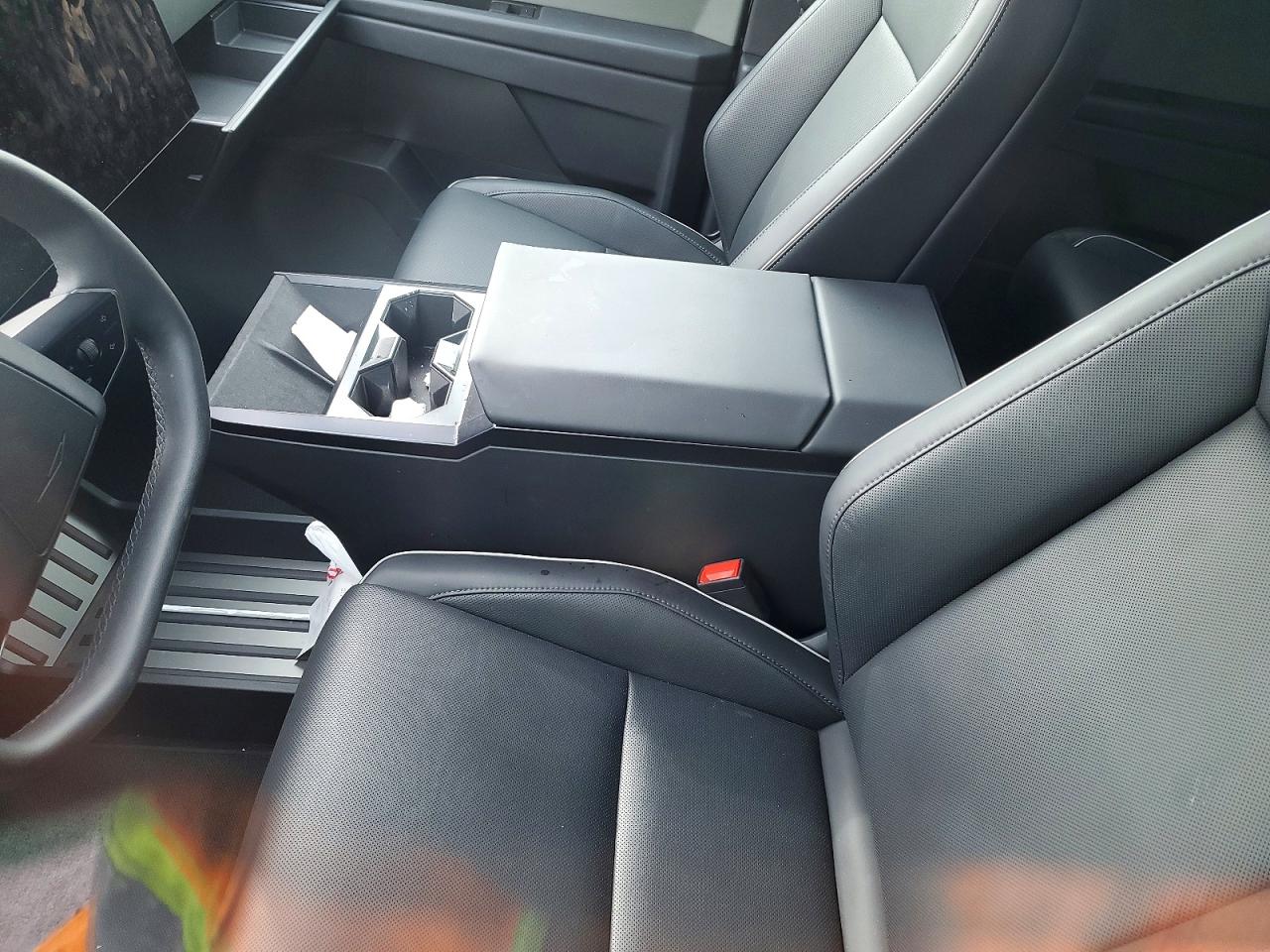 Tesla Cybertruck