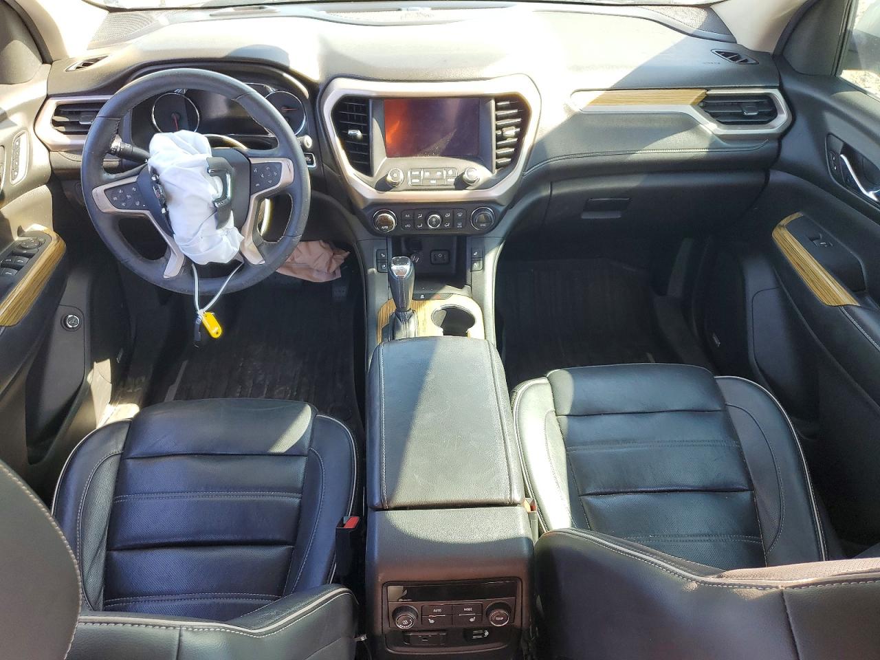 GMC Acadia Denali