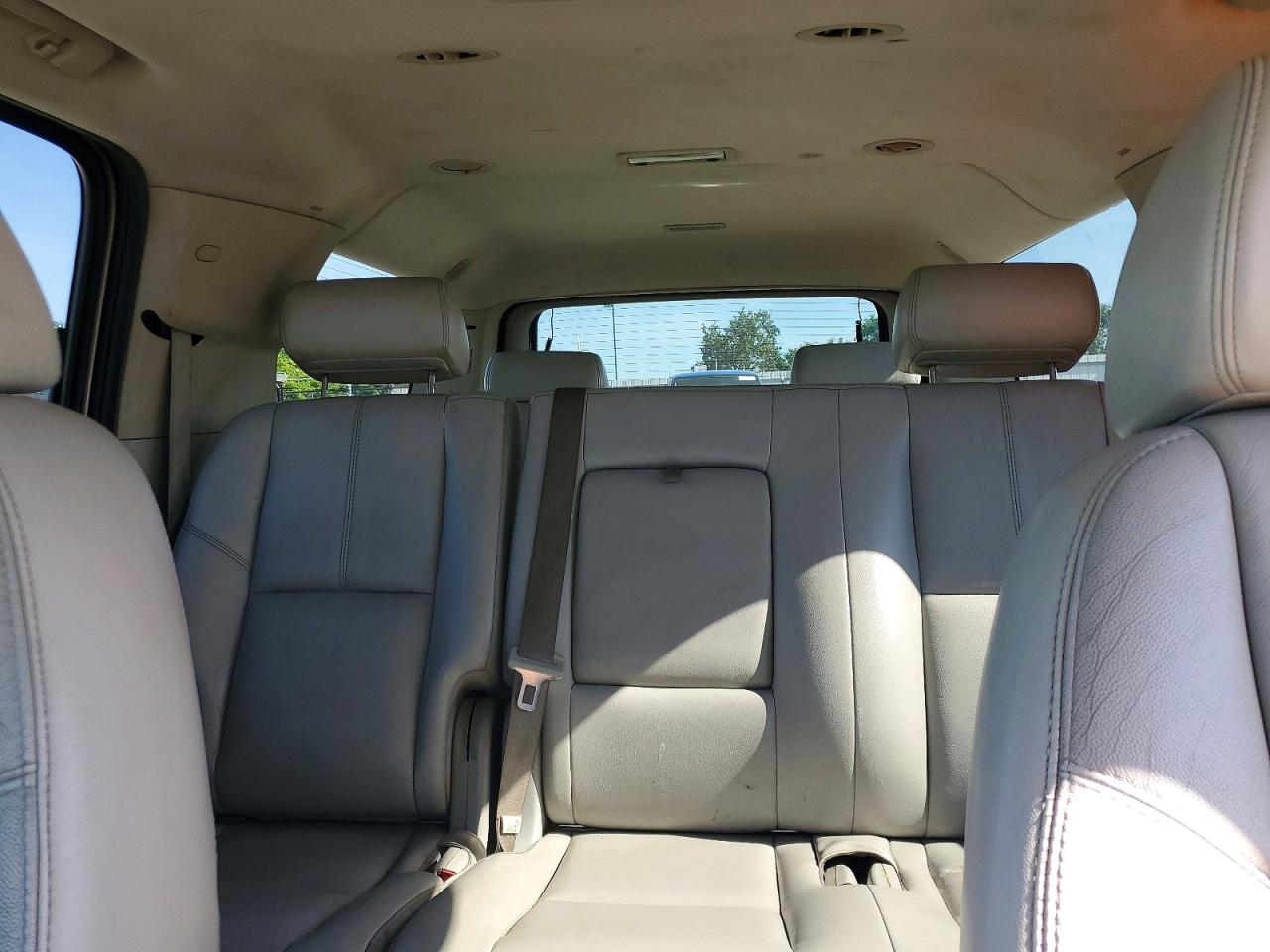 Chevrolet Suburban K1500