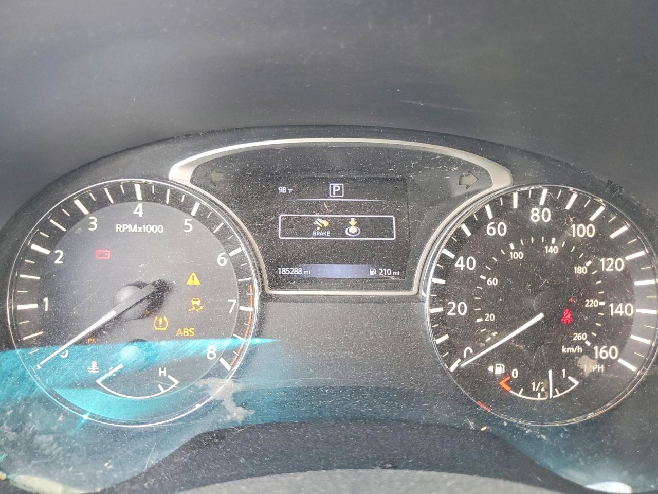 Nissan Pathfinder Sv