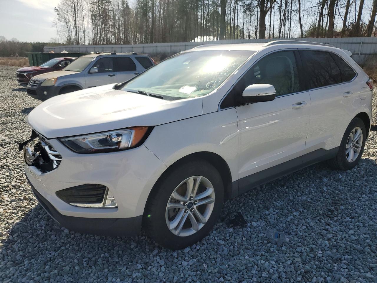 Salvage Ford Edge Image