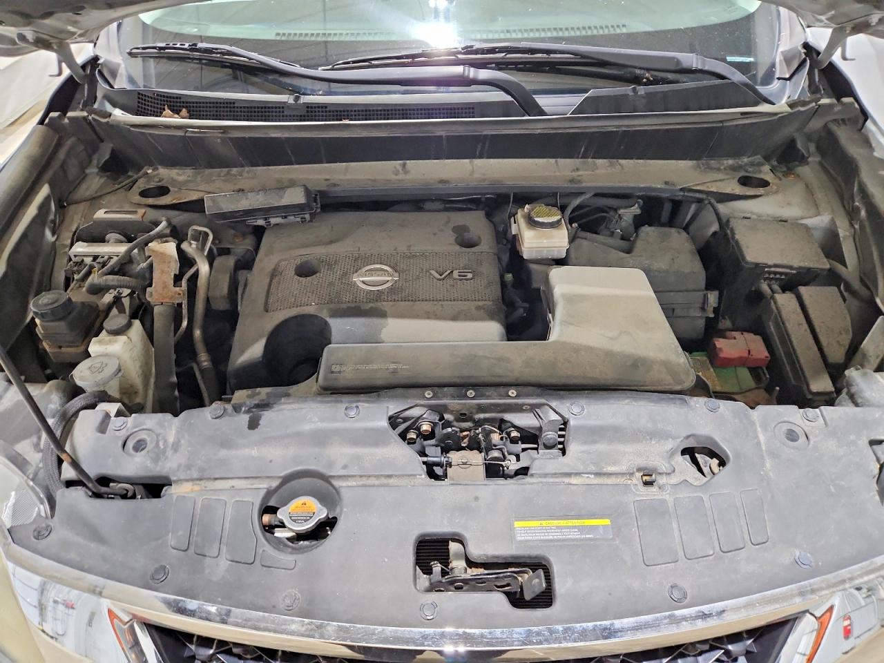 Nissan Pathfinder Sv