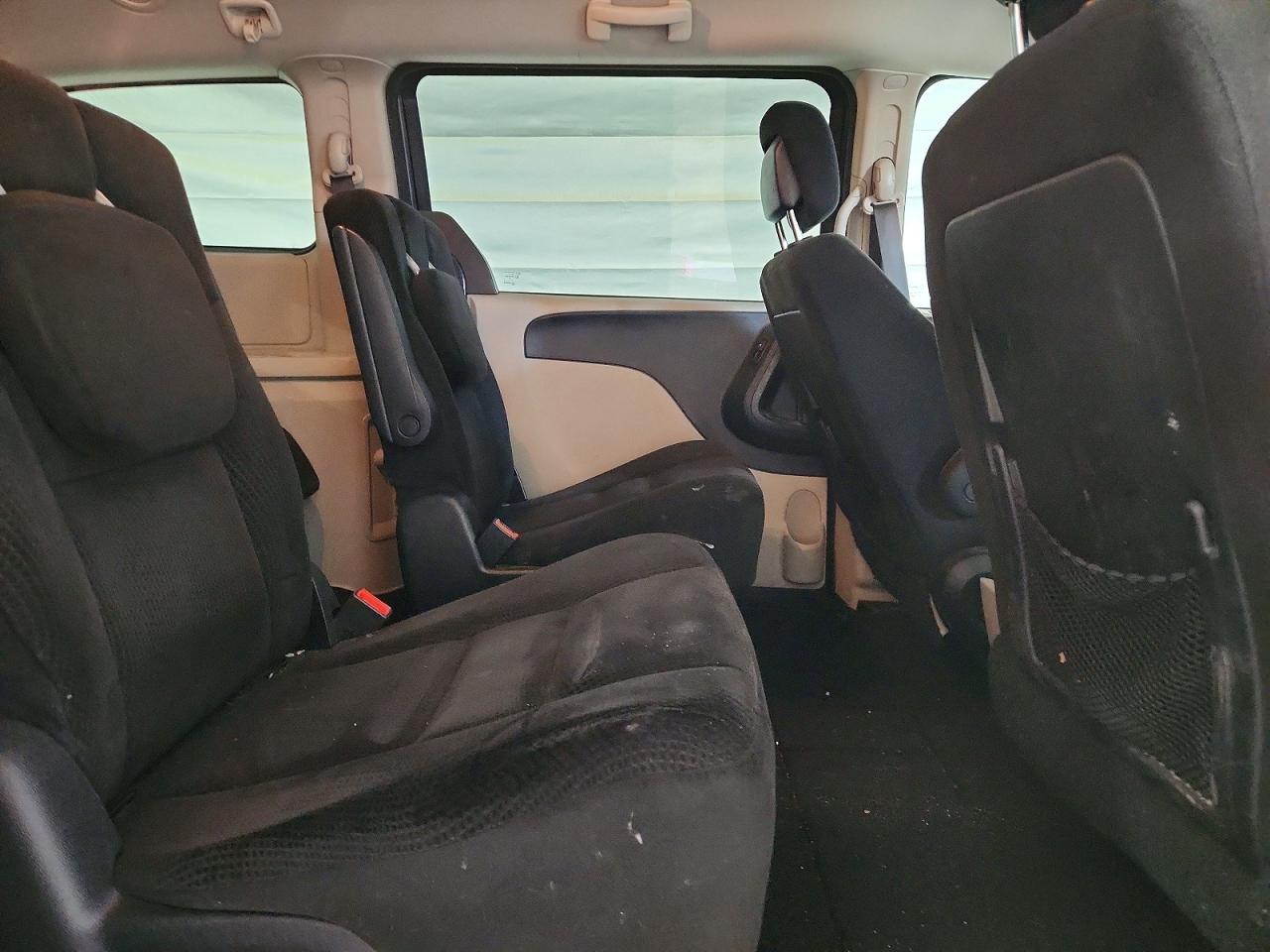 Dodge Caravan Sxt