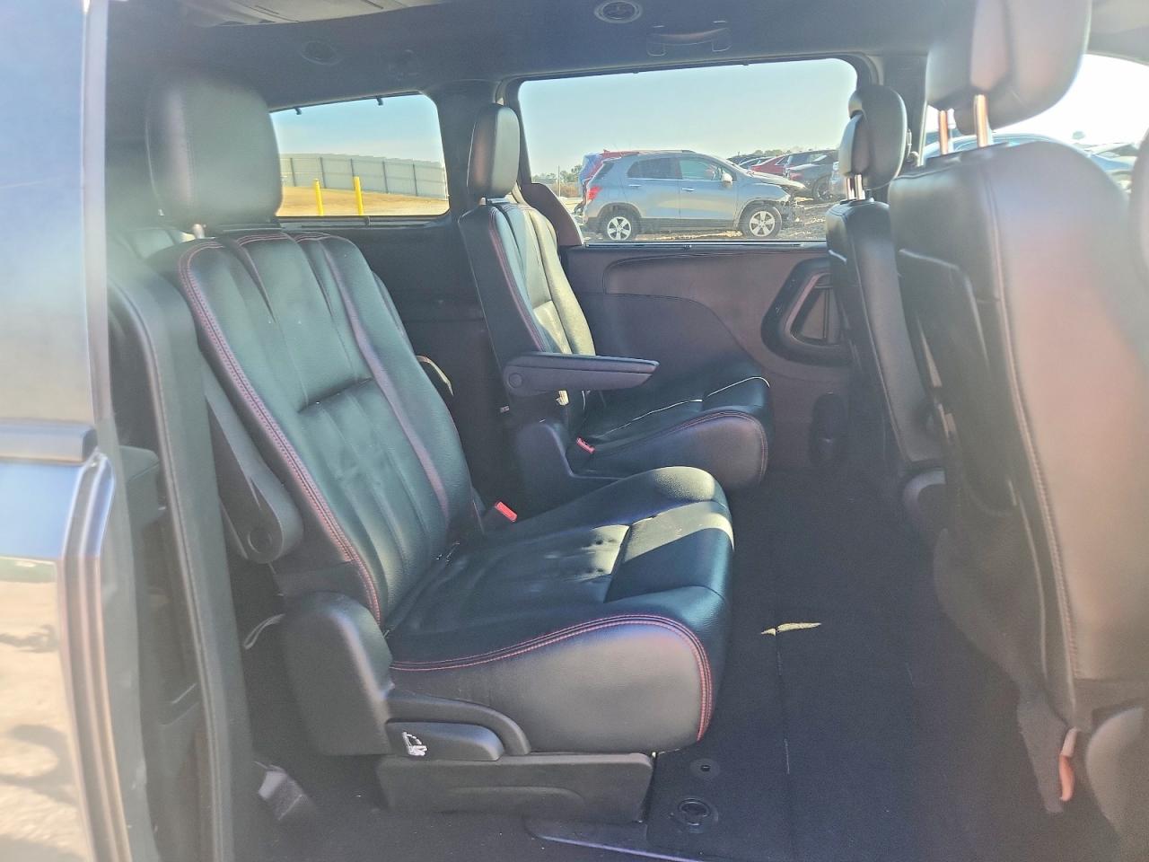 Dodge Caravan Gt