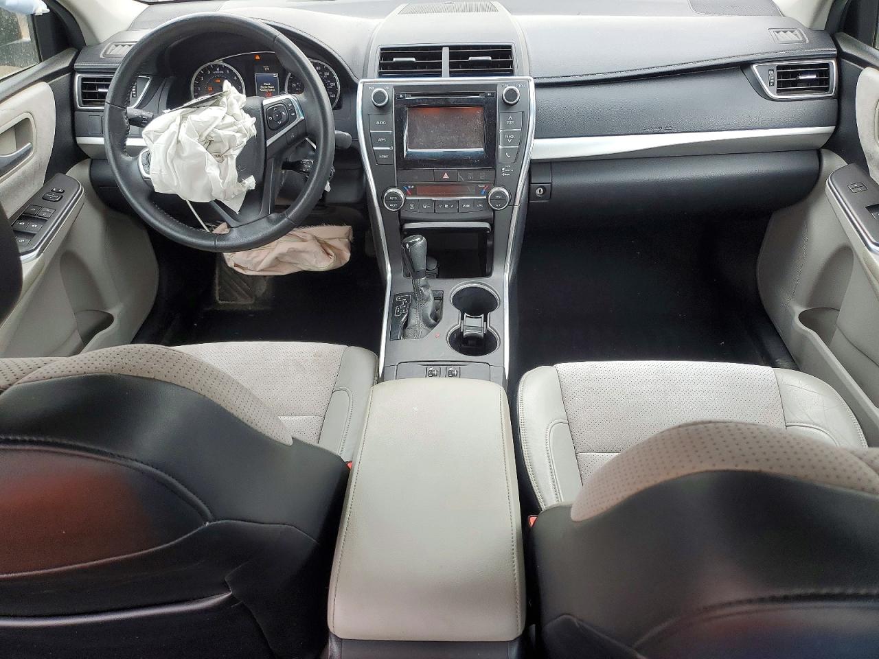 Toyota Camry Xse