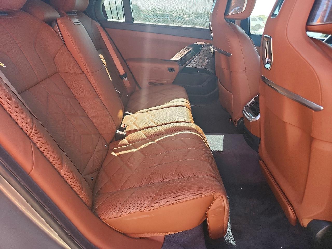 BMW 7 Series Xi