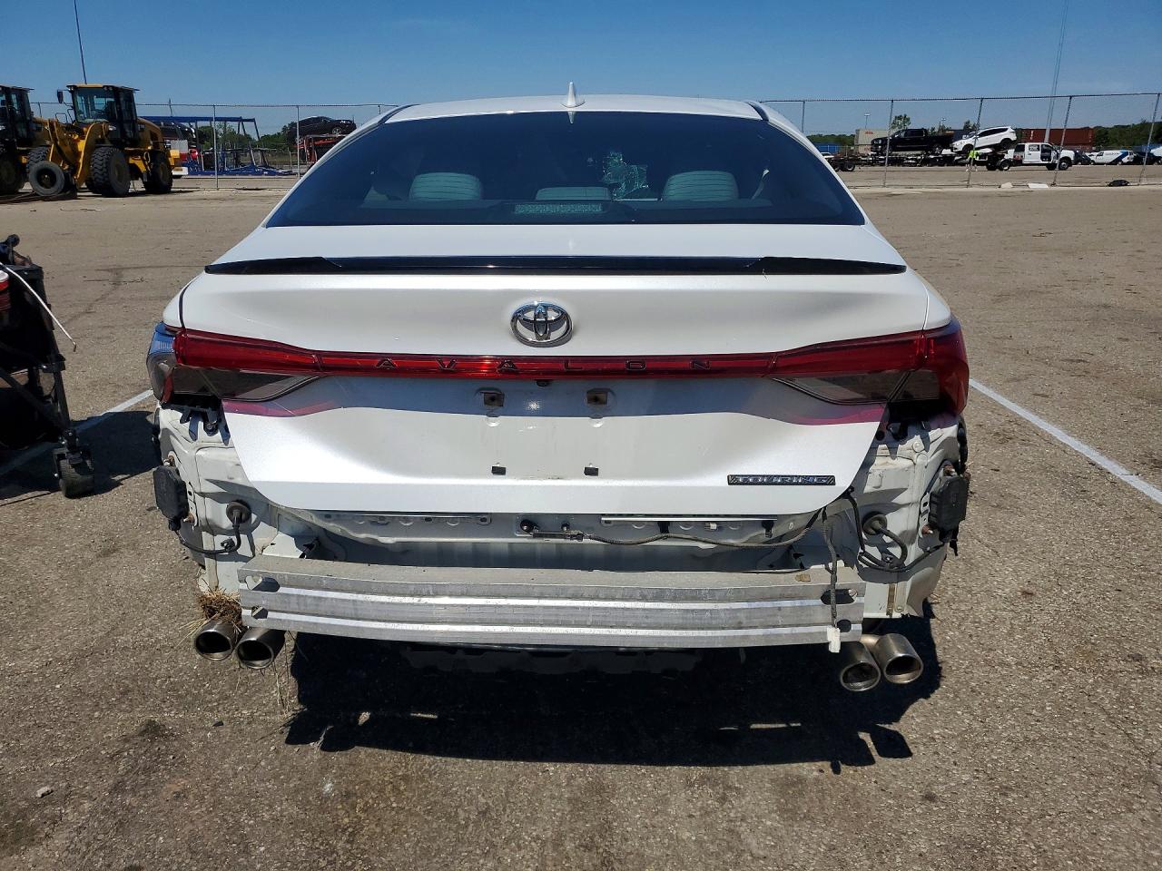 Toyota Avalon Xle