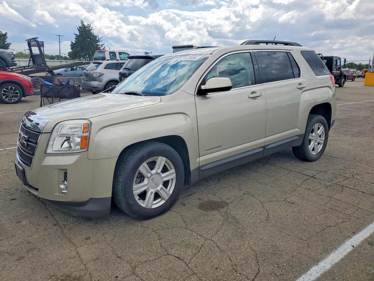 Salvage GMC Terrain Image