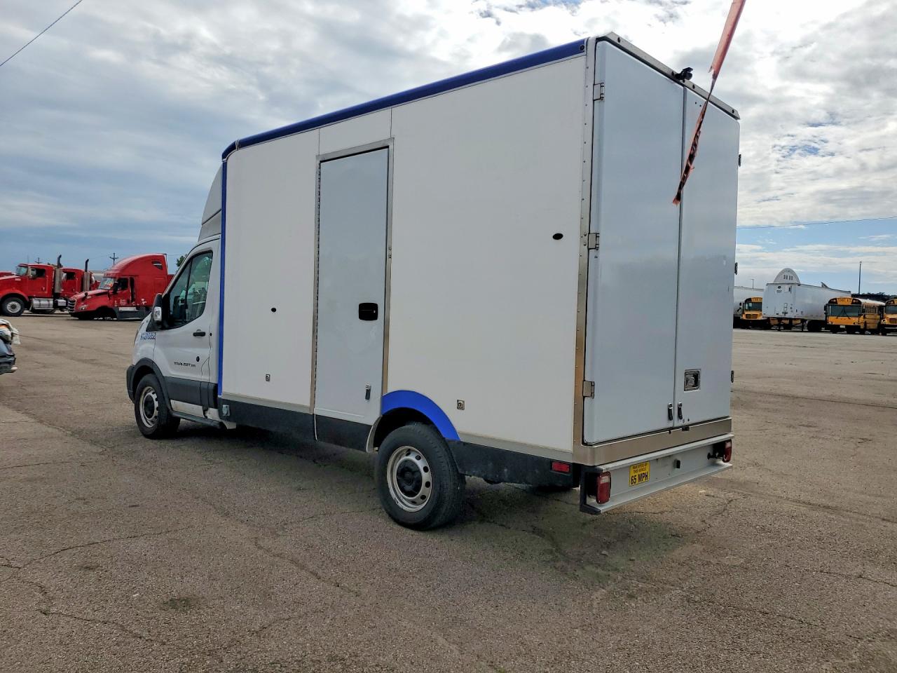 Ford Transit T-350