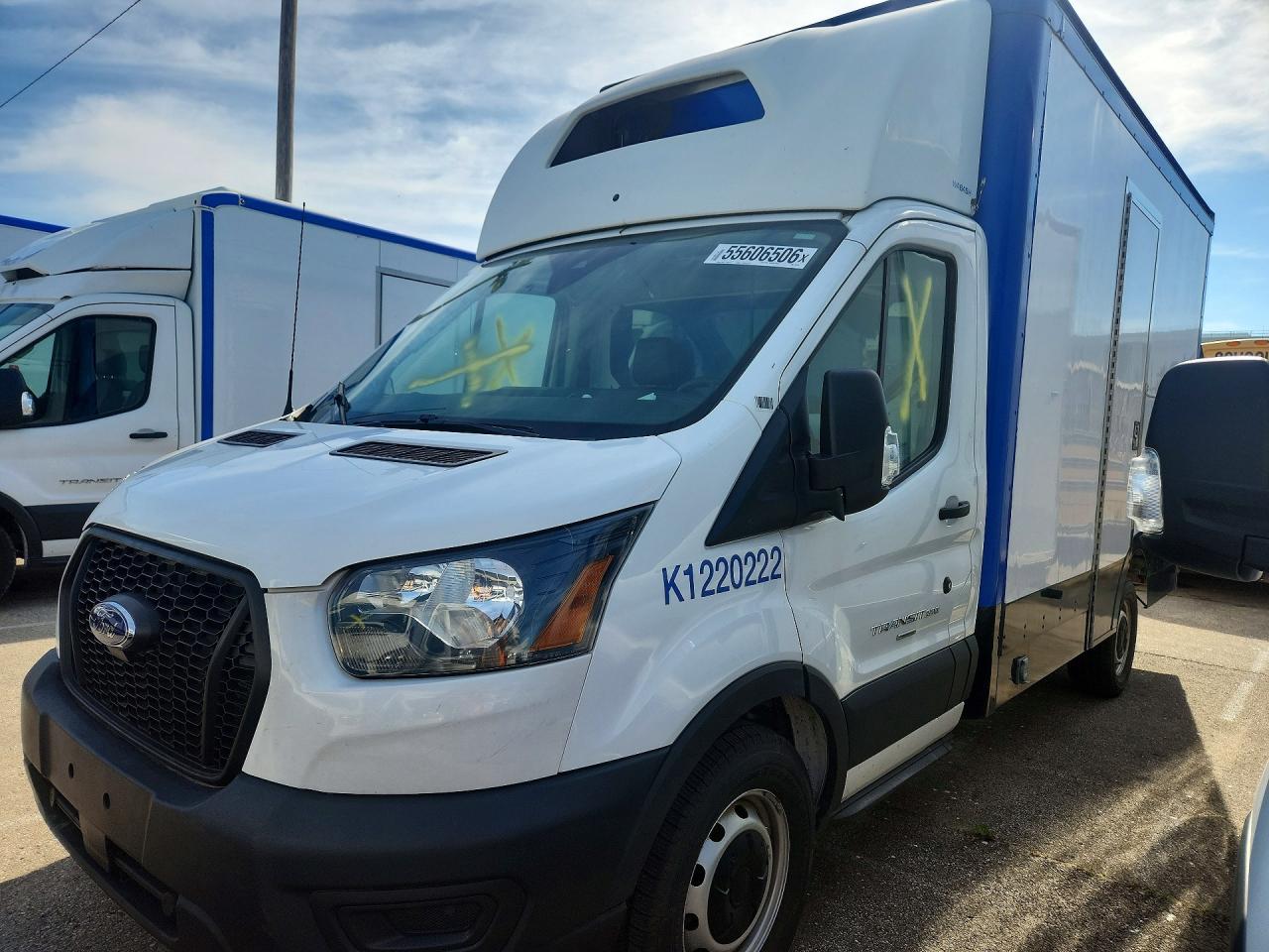 Salvage Ford Transit Image