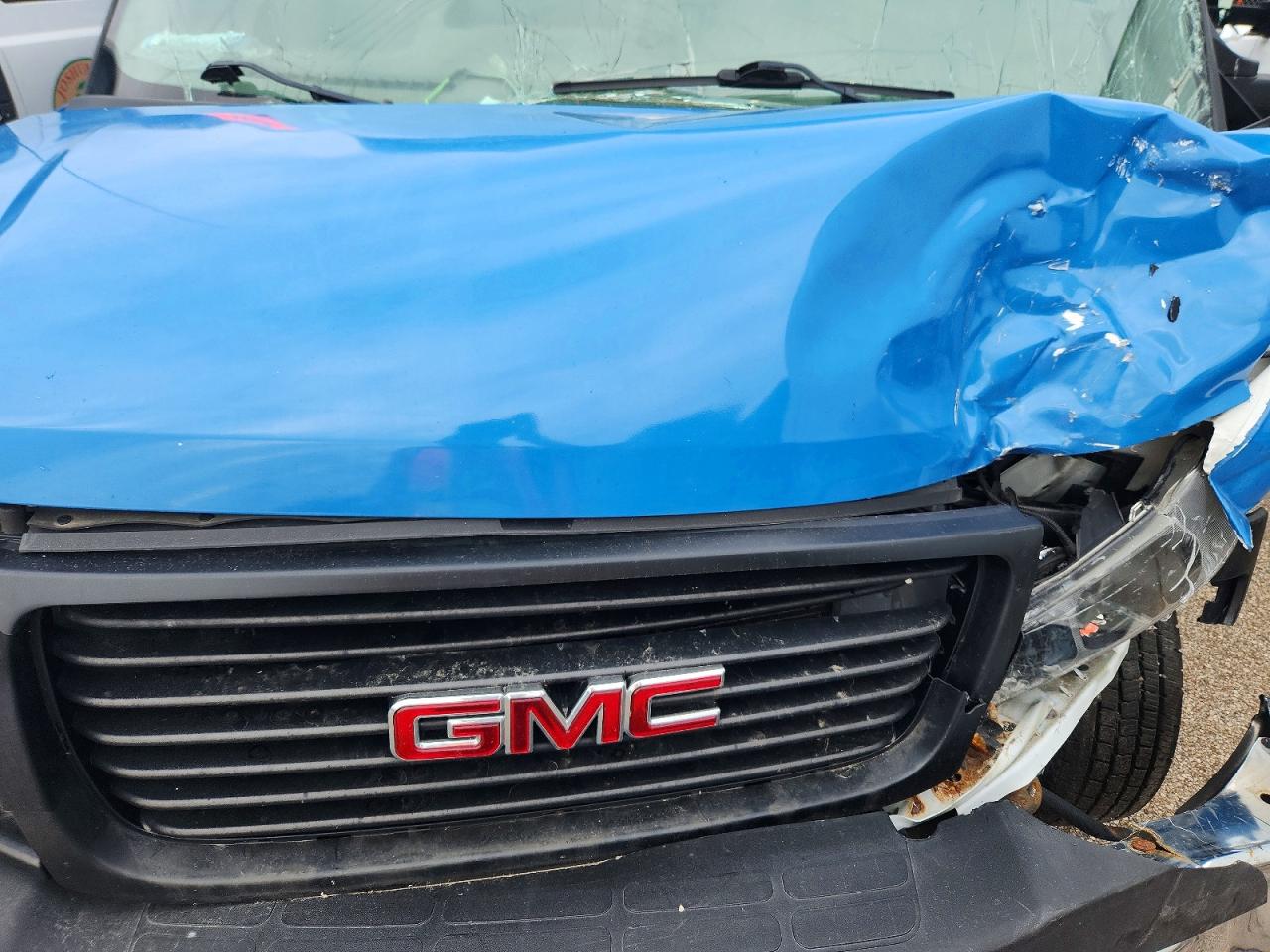 GMC Savana