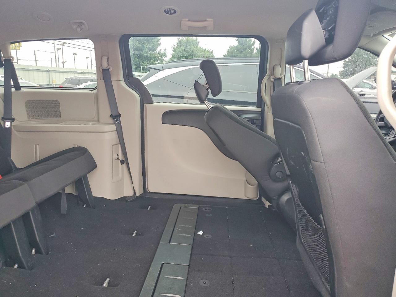 Dodge Caravan Se