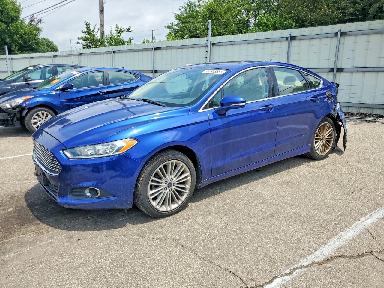 Salvage Ford Fusion Image