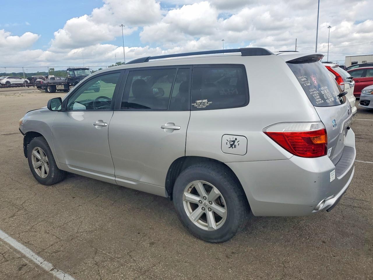 Toyota Highlander Base