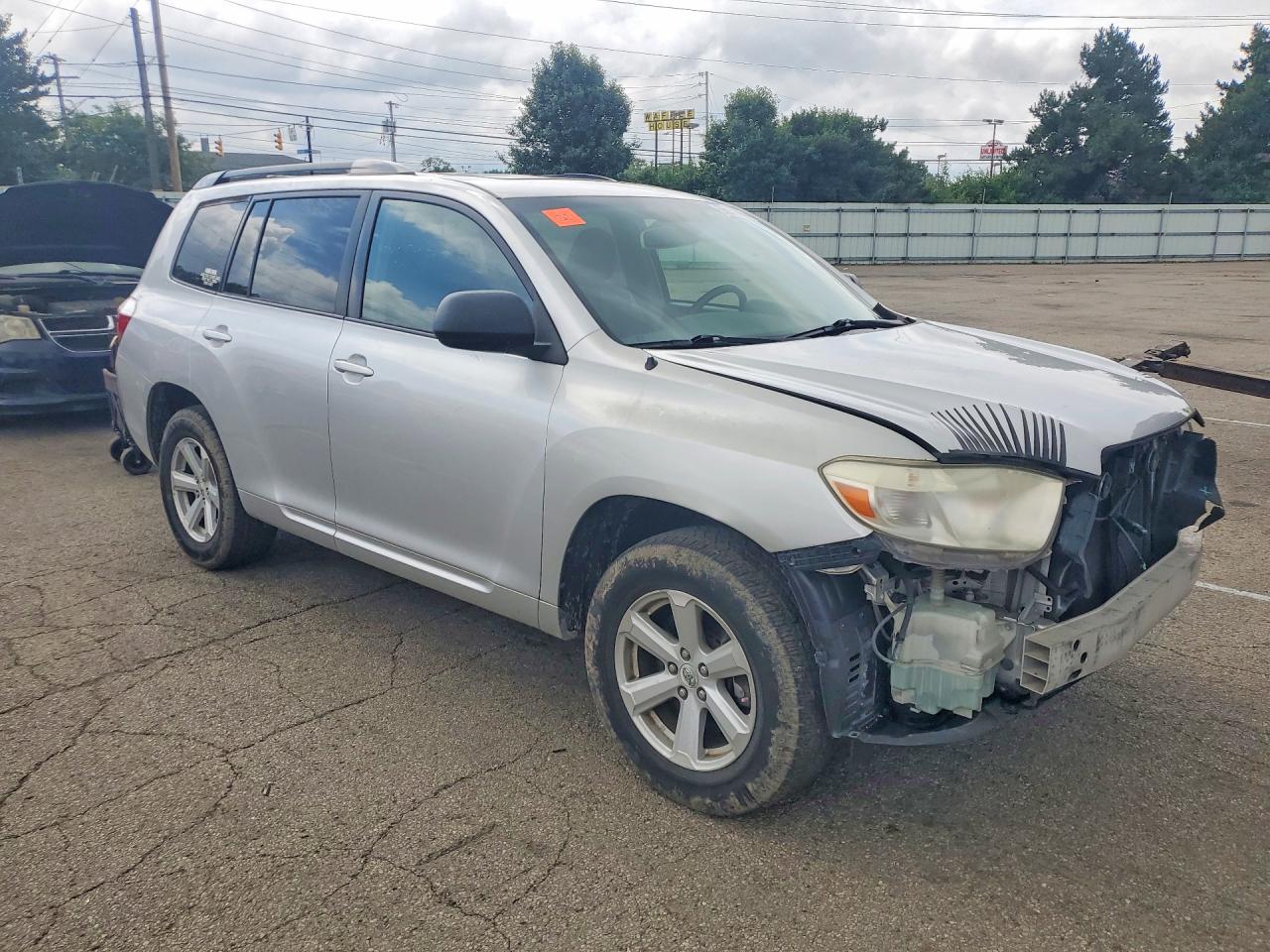 Toyota Highlander Base