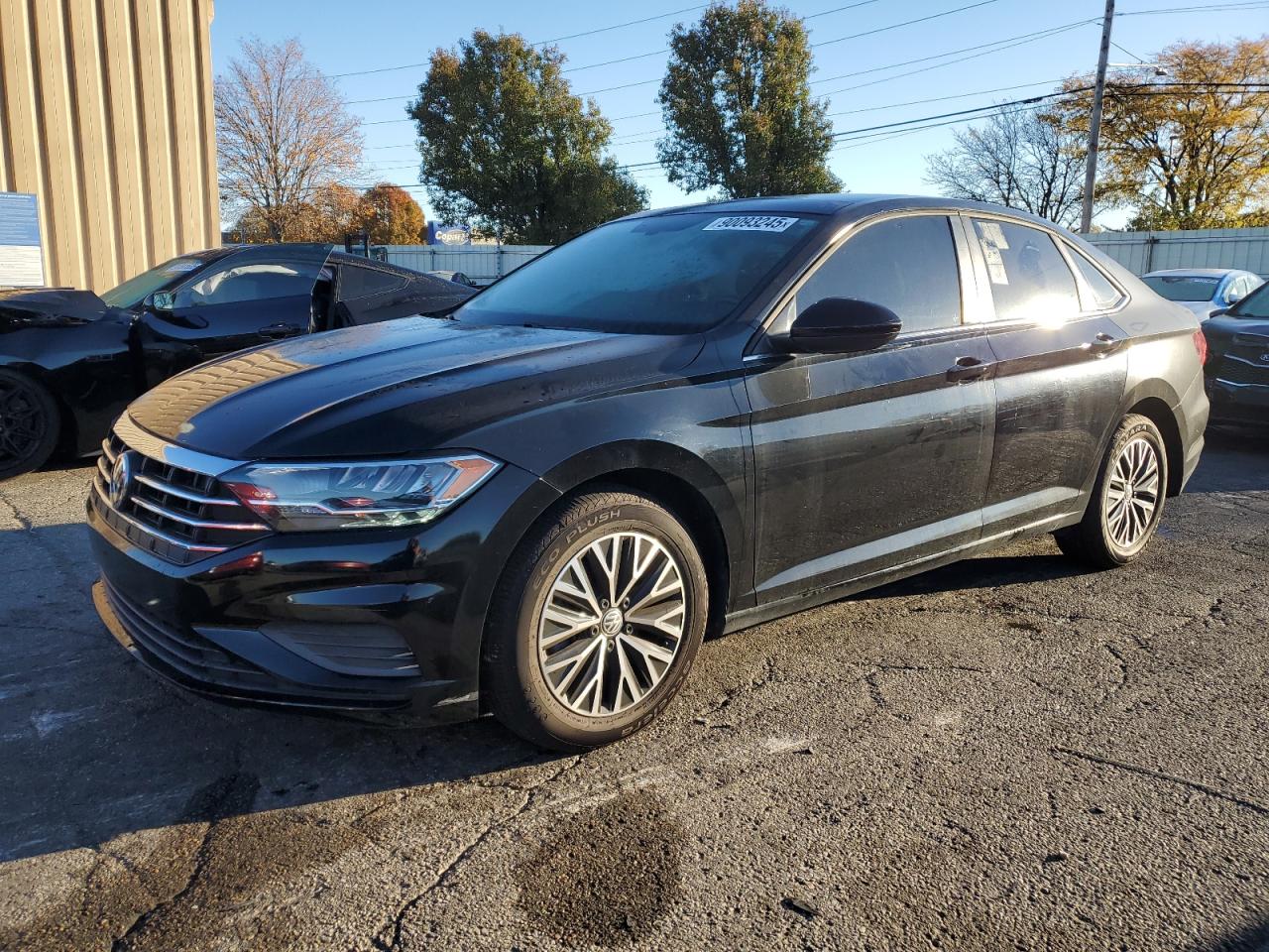 Salvage Volkswagen Jetta Image