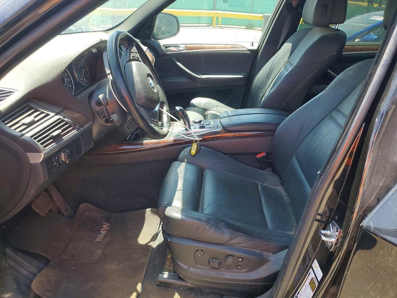 BMW X Series 4.8i