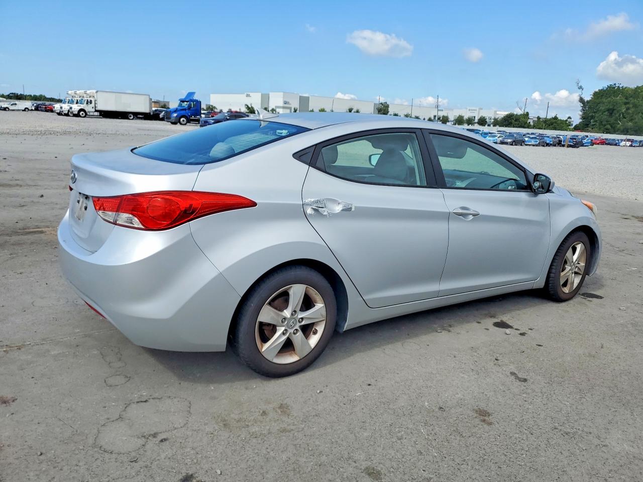 Hyundai ELANTRA Gls