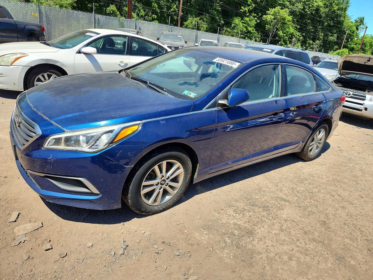 Salvage Hyundai SONATA Image