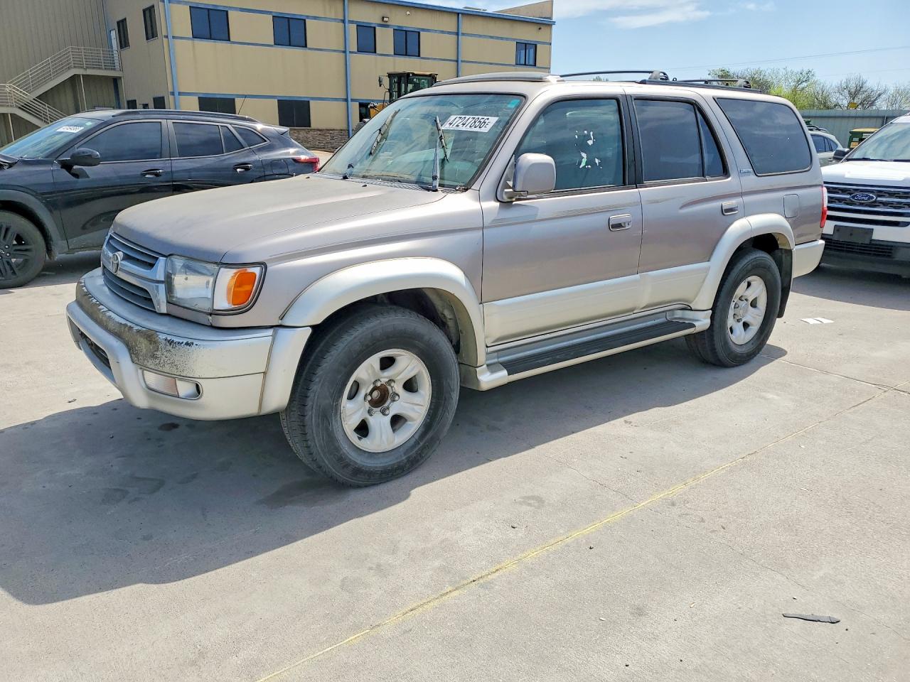 Salvage Toyota 4Runner Image