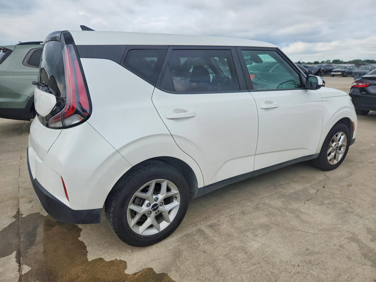 Kia Soul Lx