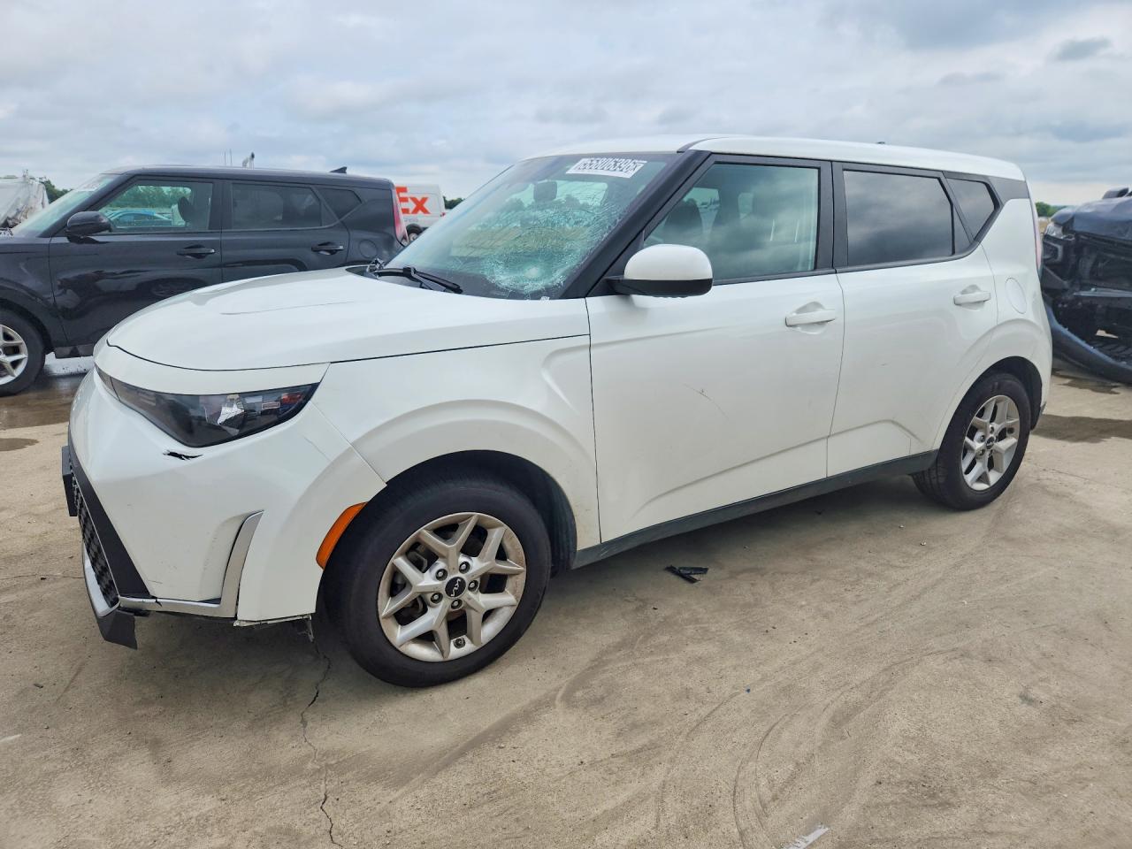 Salvage Kia Soul Image