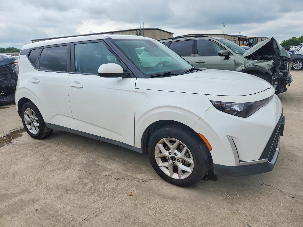 Kia Soul Lx