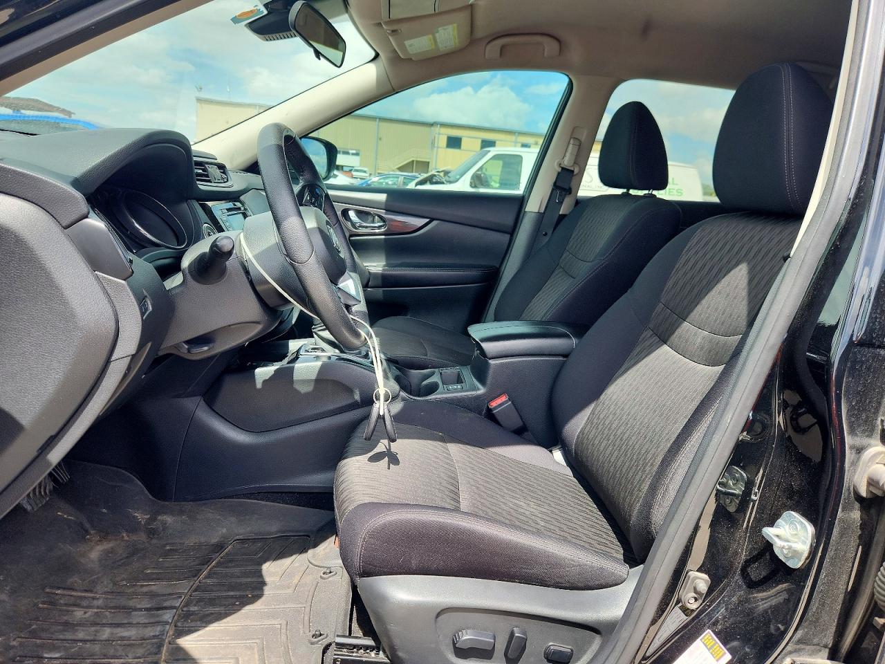 Nissan Rogue Sv