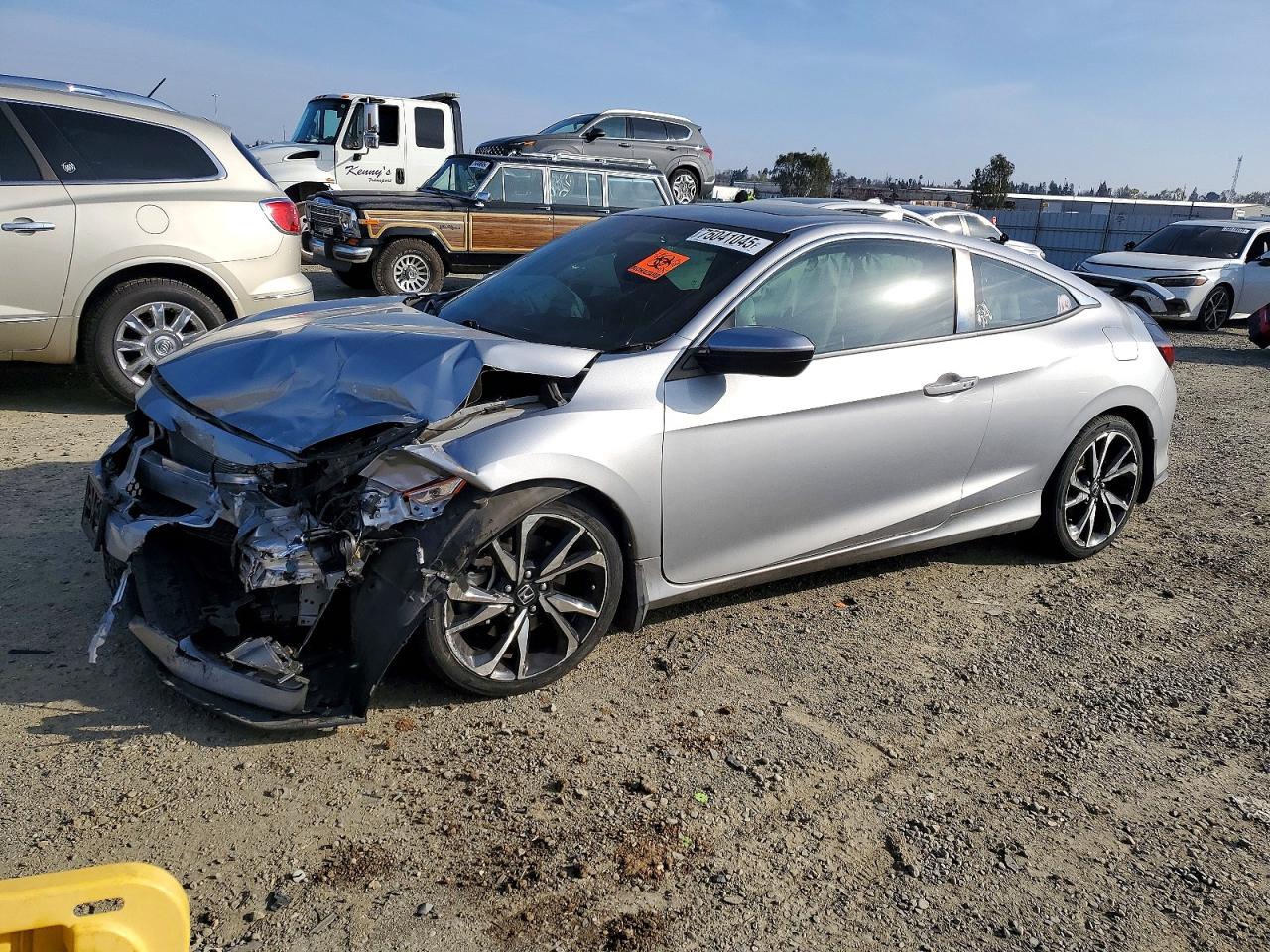 Salvage Honda Civic Image