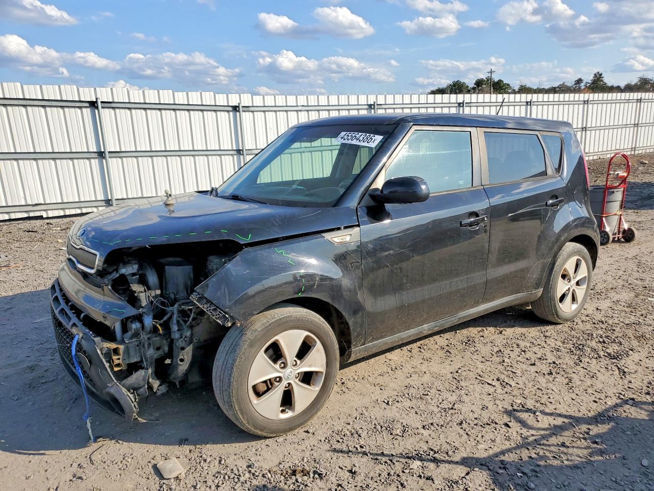 Salvage Kia Soul Image
