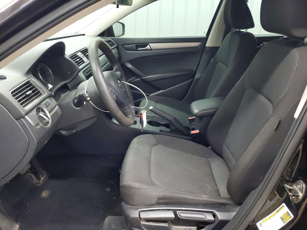Volkswagen Passat S