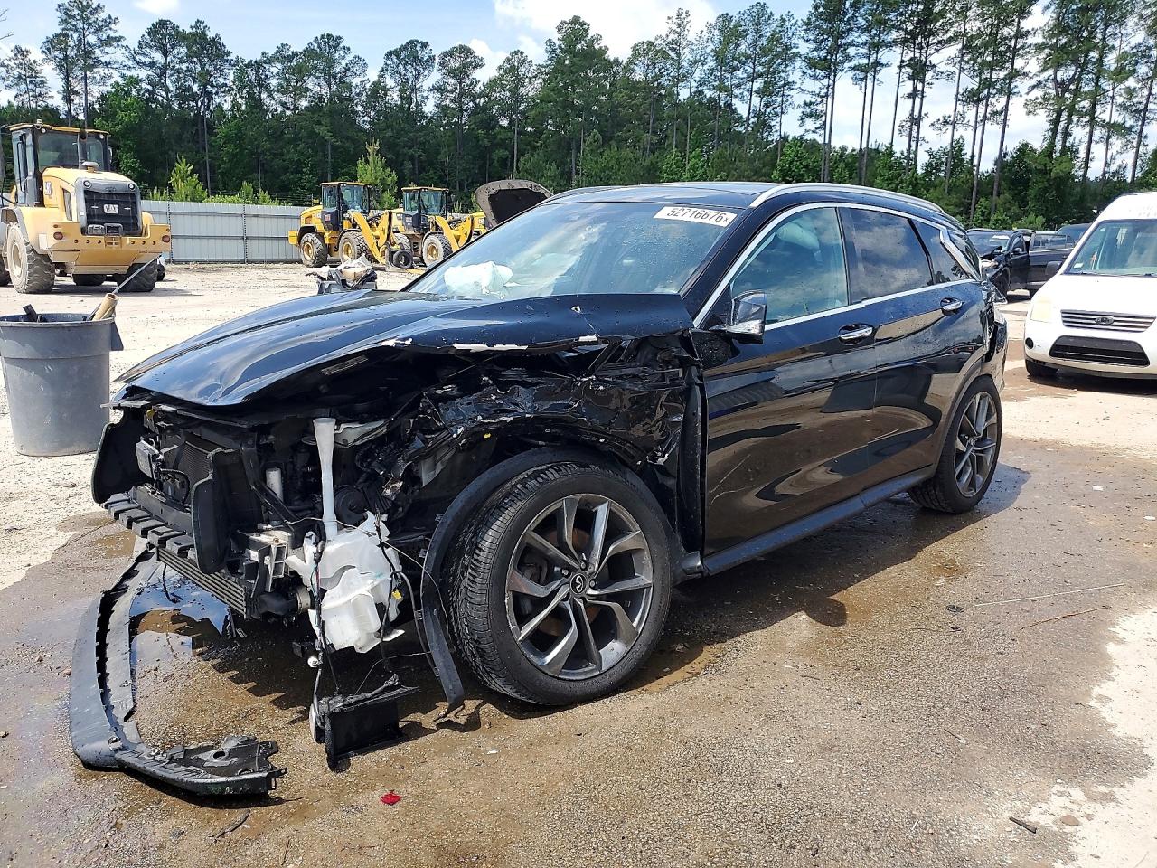 Salvage INFINITI Qx Image