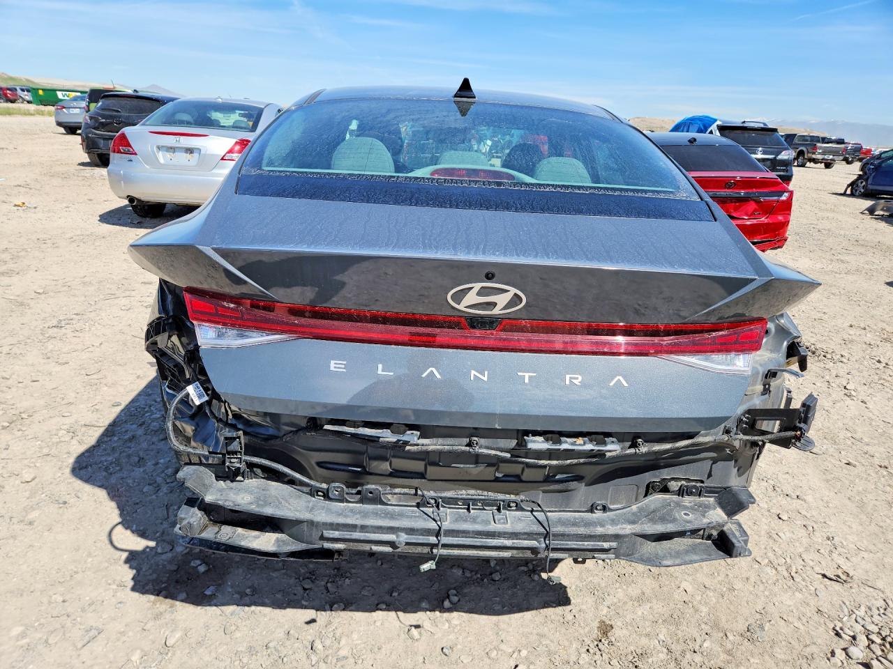Hyundai ELANTRA Sel