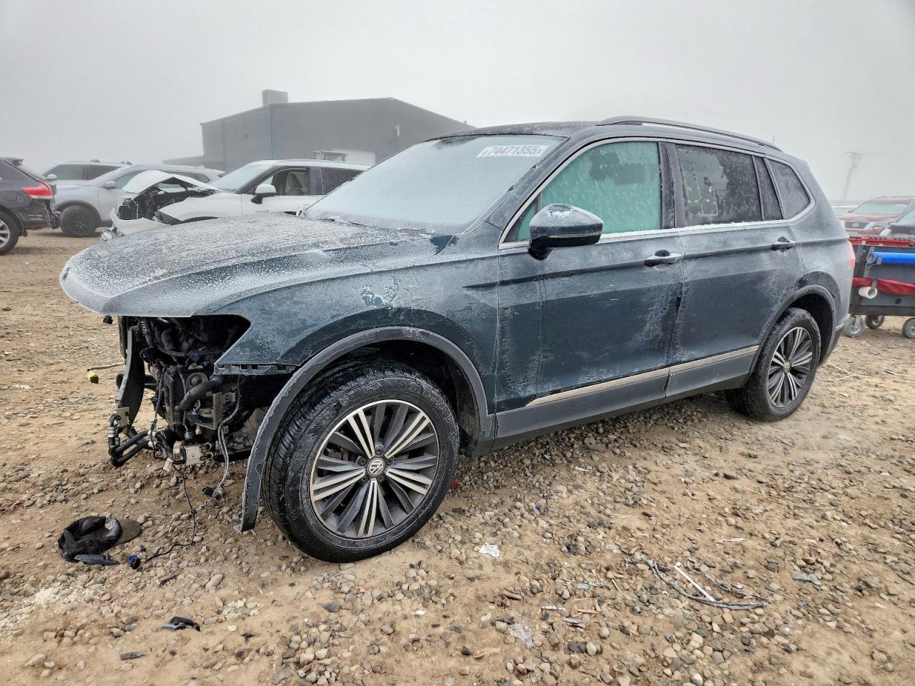 Salvage Volkswagen Tiguan Image