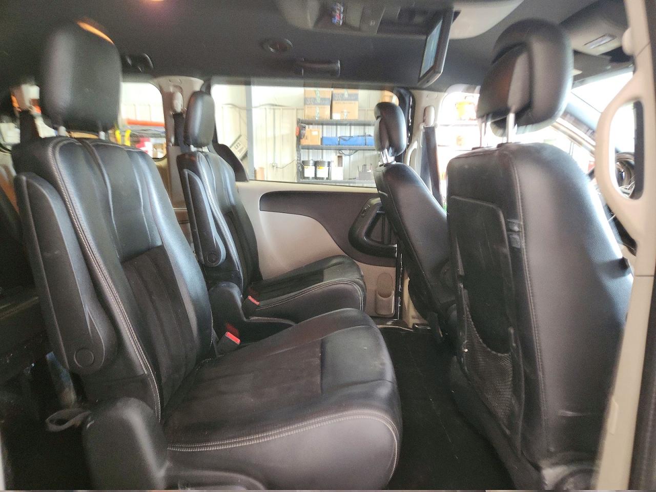 Dodge Caravan Sxt