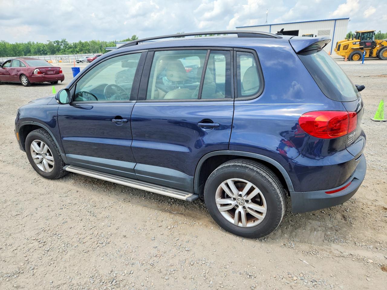 Volkswagen Tiguan S