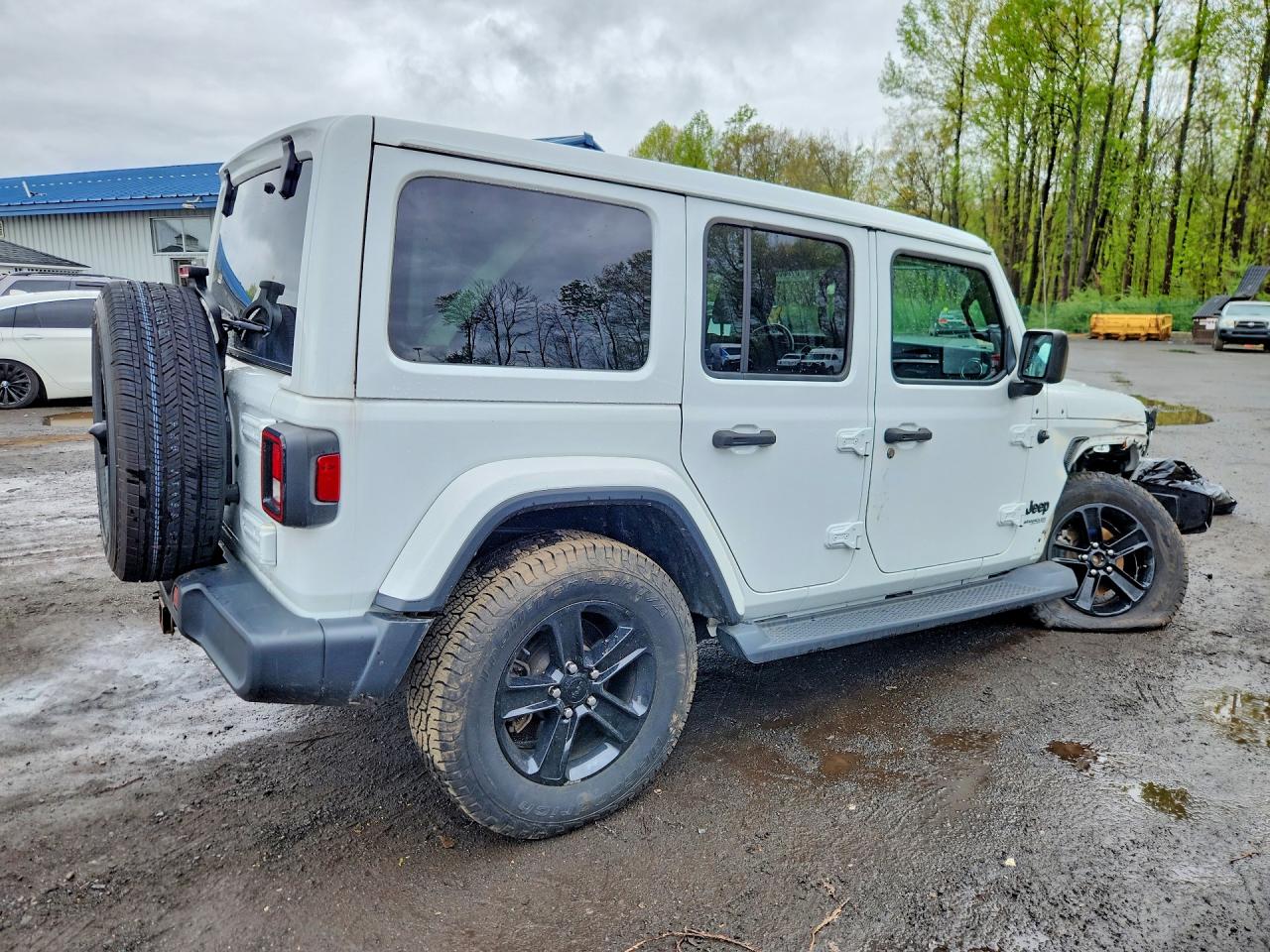 Jeep Wrangler Sahara