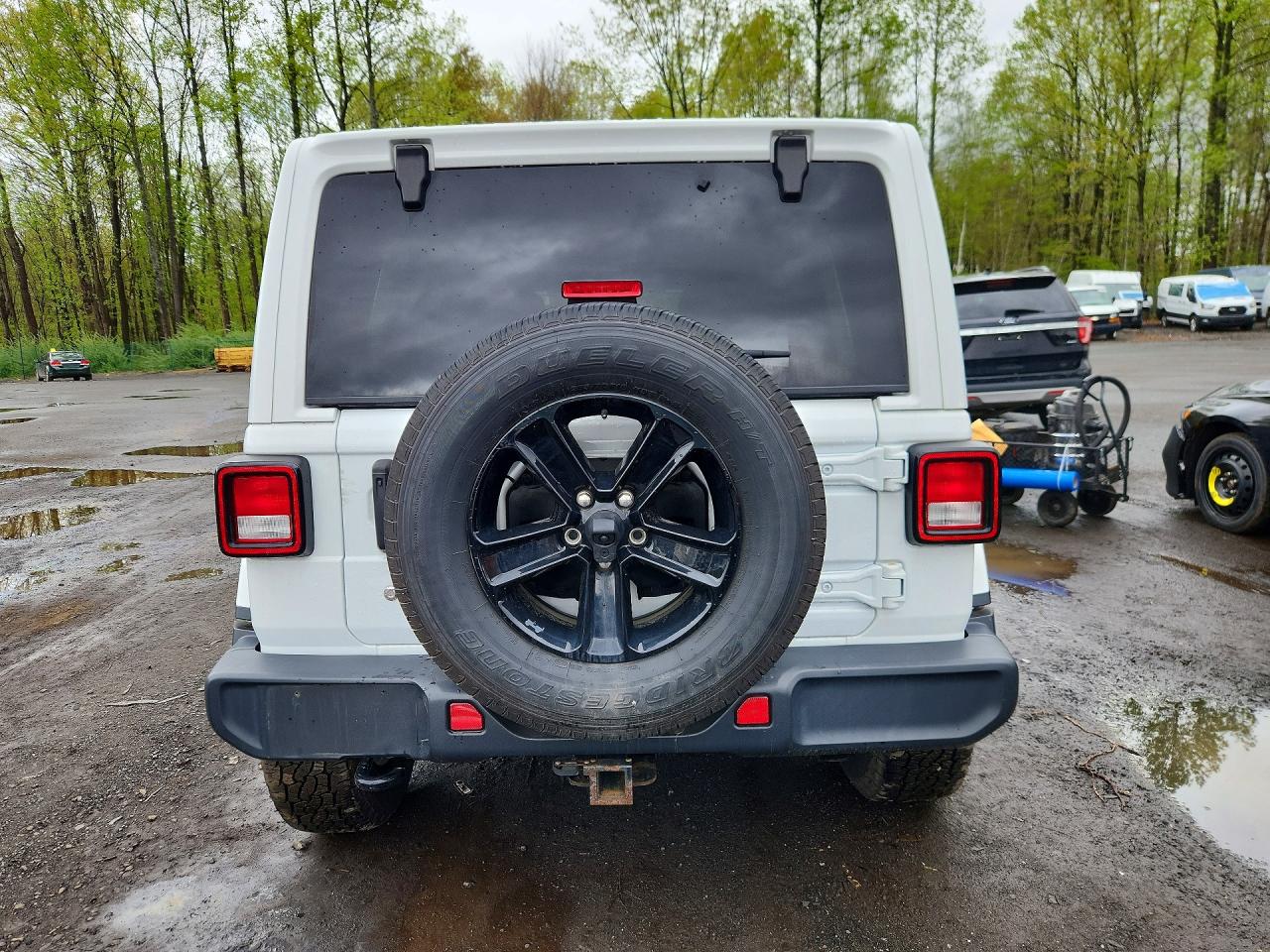 Jeep Wrangler Sahara