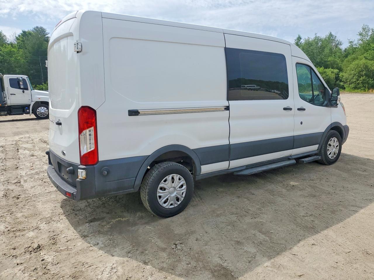 Ford Transit T-250