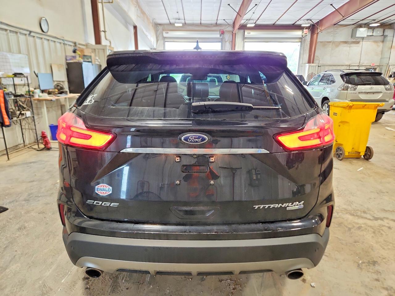 Ford Edge Titanium