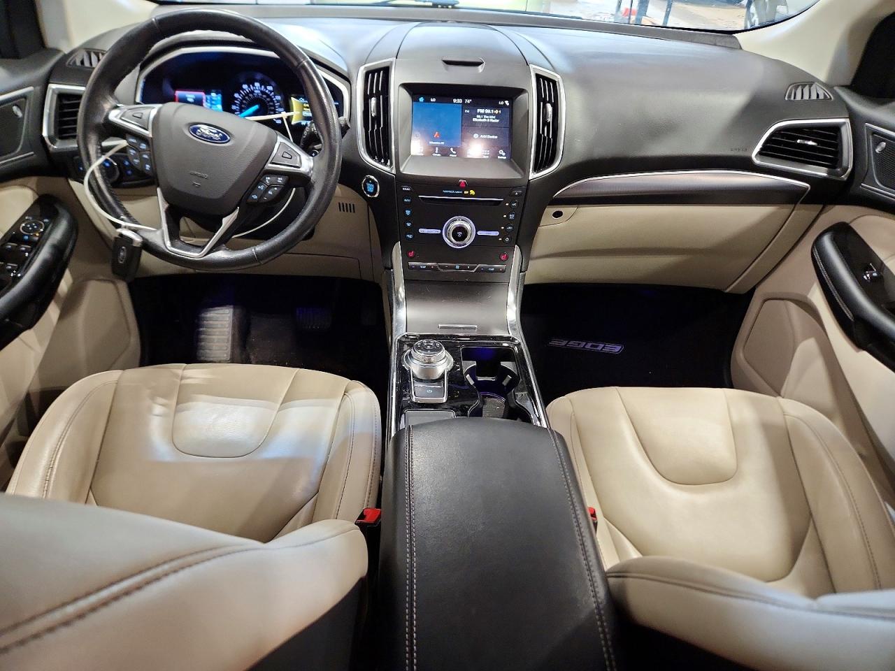 Ford Edge Titanium