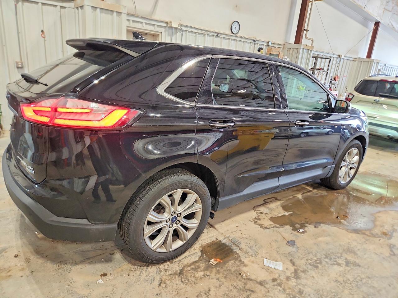 Ford Edge Titanium