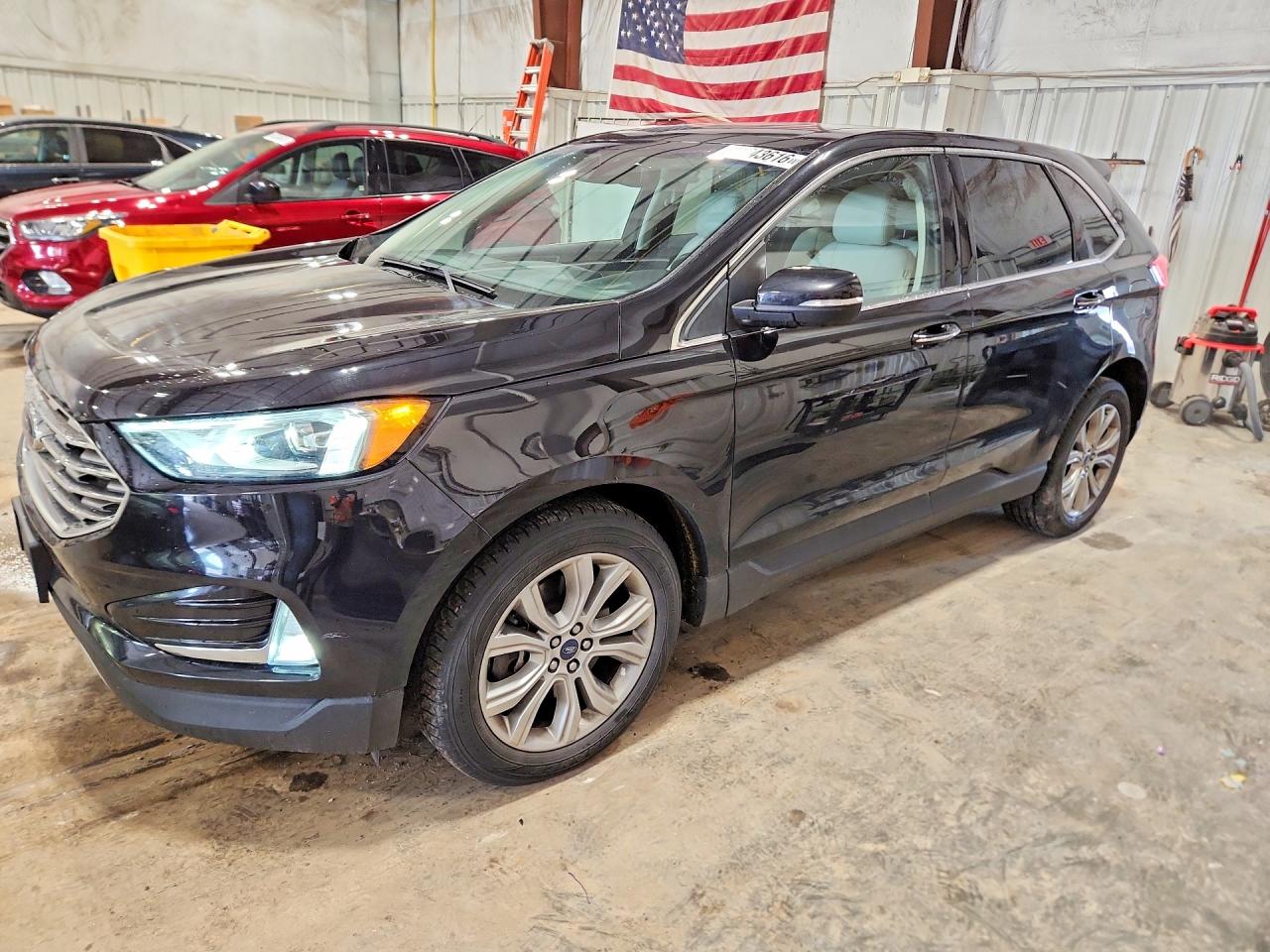 Salvage Ford Edge Image