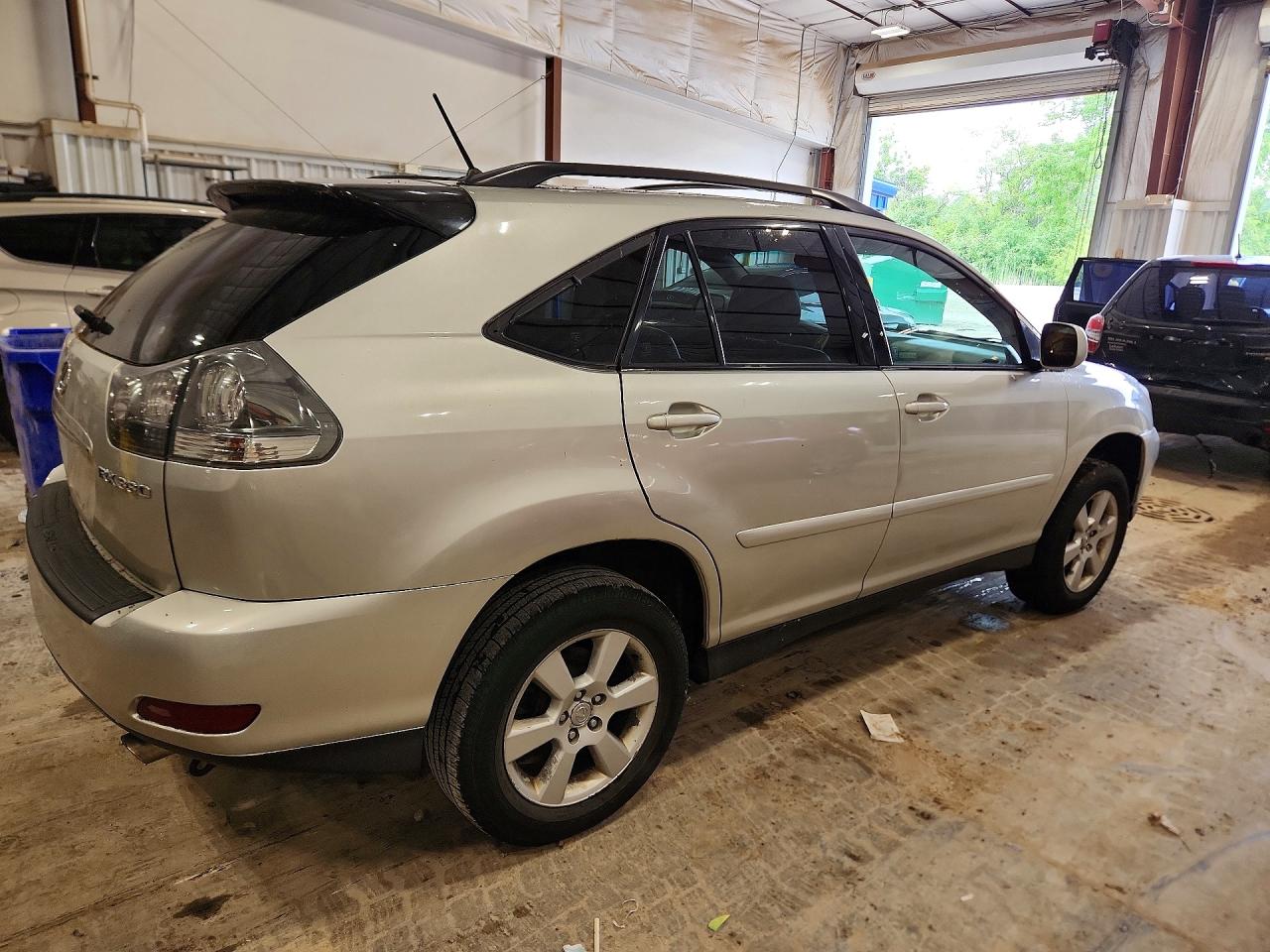 Lexus RX 330