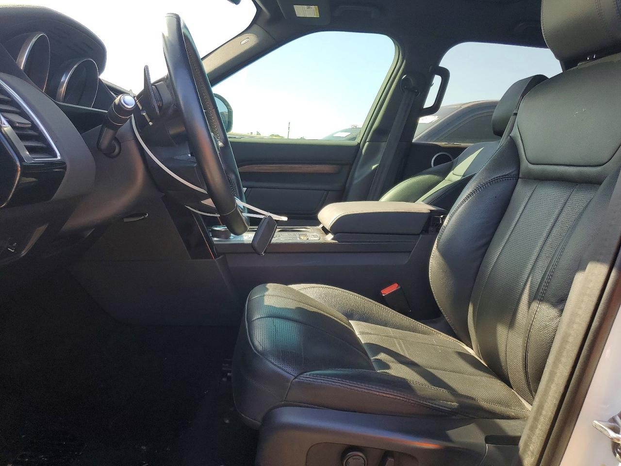 Land Rover Discovery Se